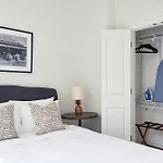 Bright 2Br On Saint Charles Ave By Sonder
