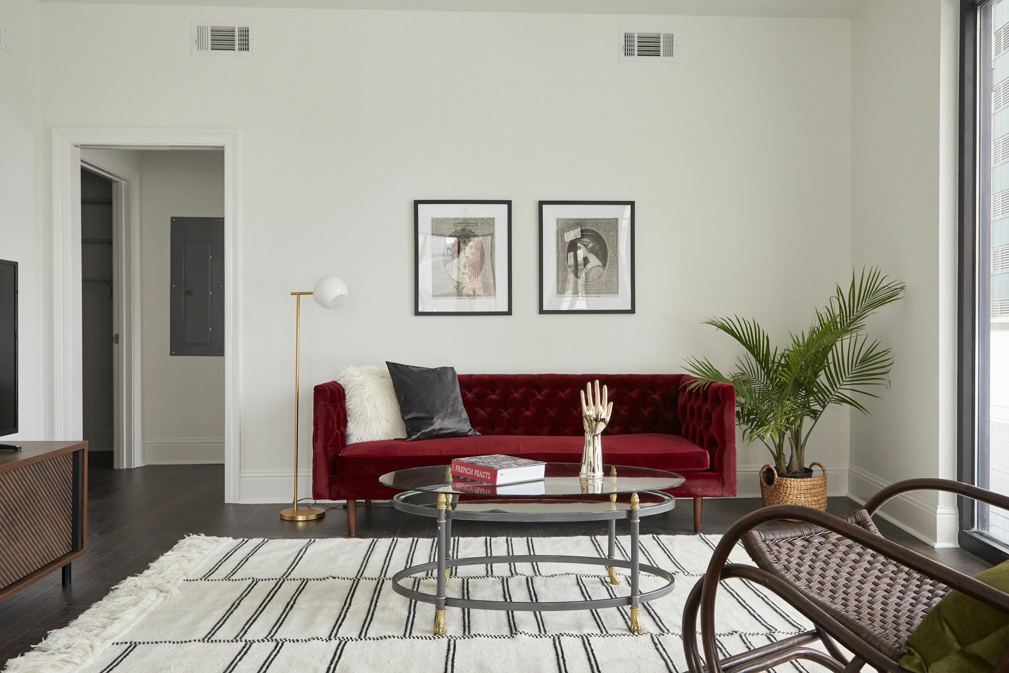 Bright 2br On Saint Charles Ave By Sonder